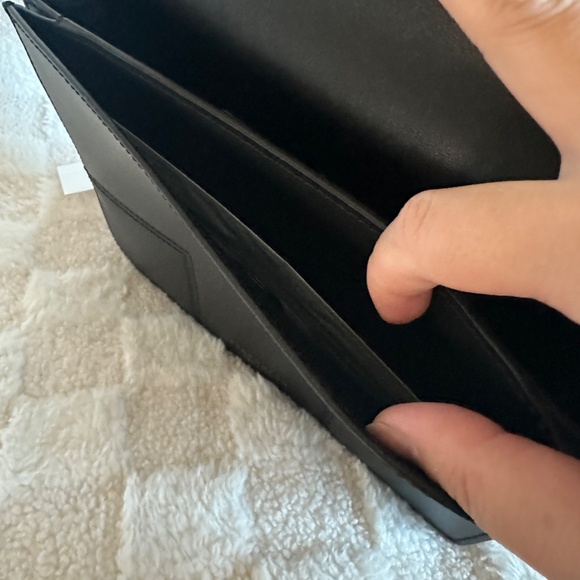 NWT! RARE! Tory Burch Block T Box Flap Leather Crossbody Messenger Black 71636 - Picture 8 of 10